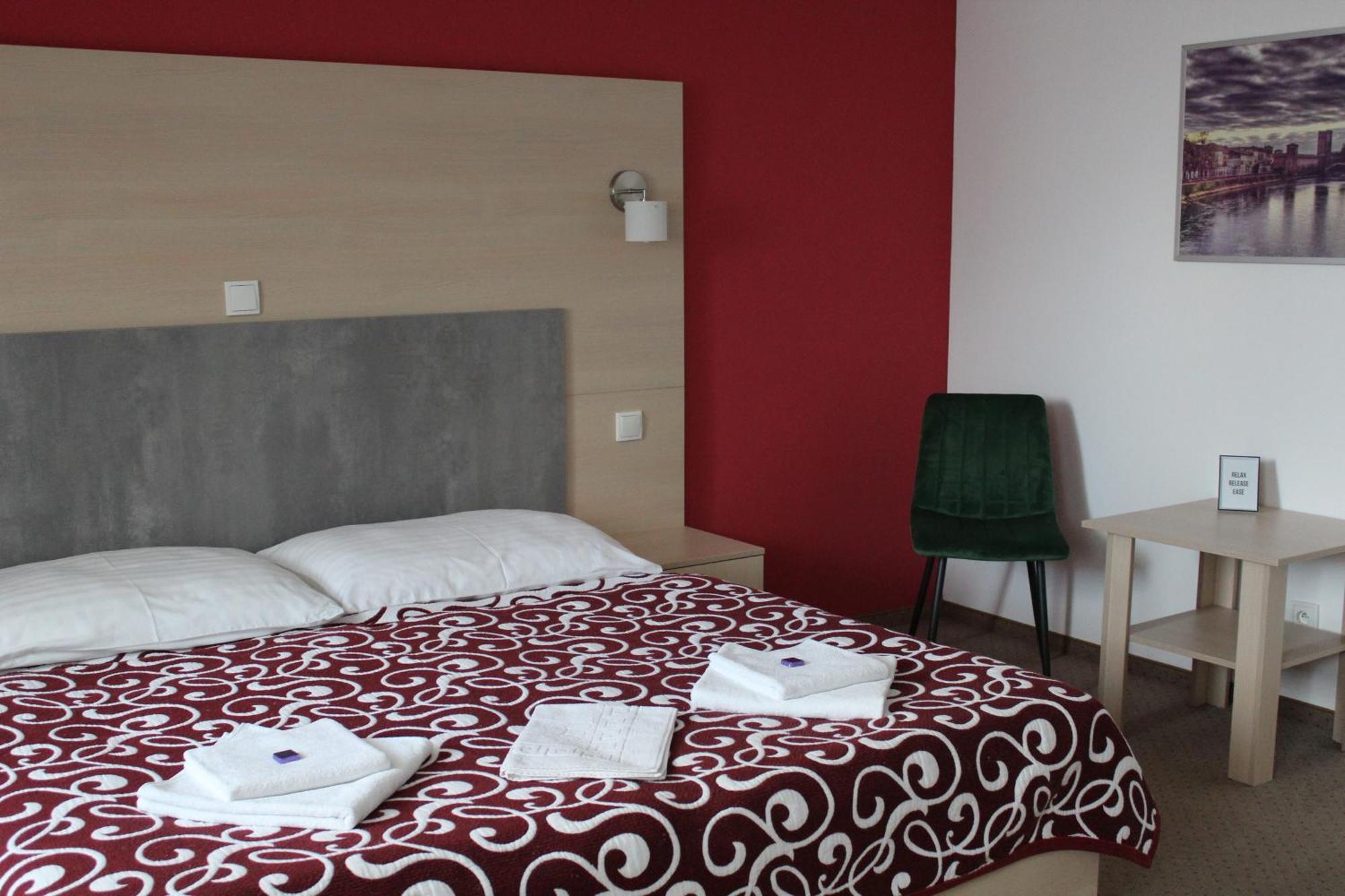 Apartments Verona Карлови Вари Екстериор снимка