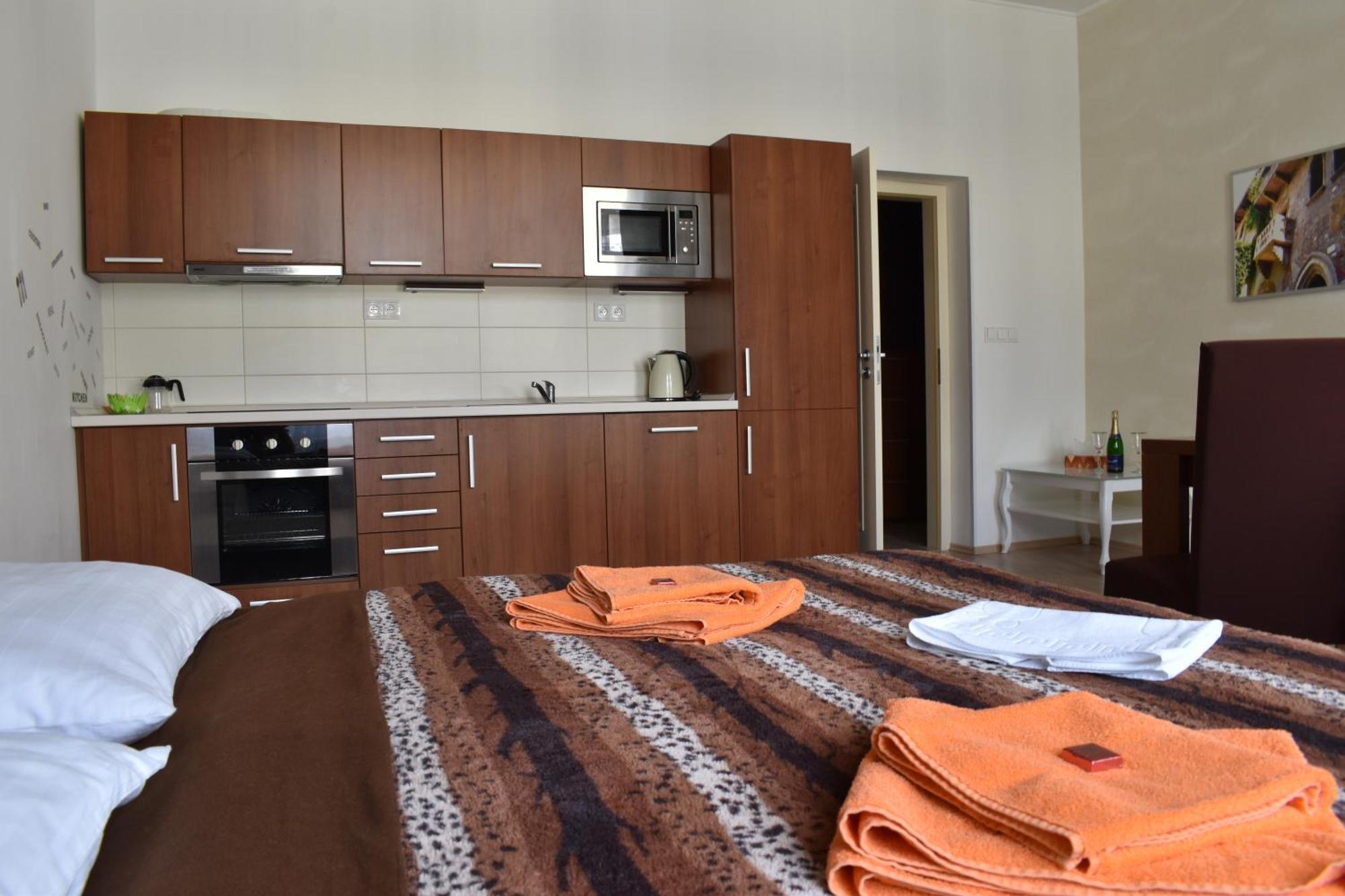 Apartments Verona Карлови Вари Екстериор снимка