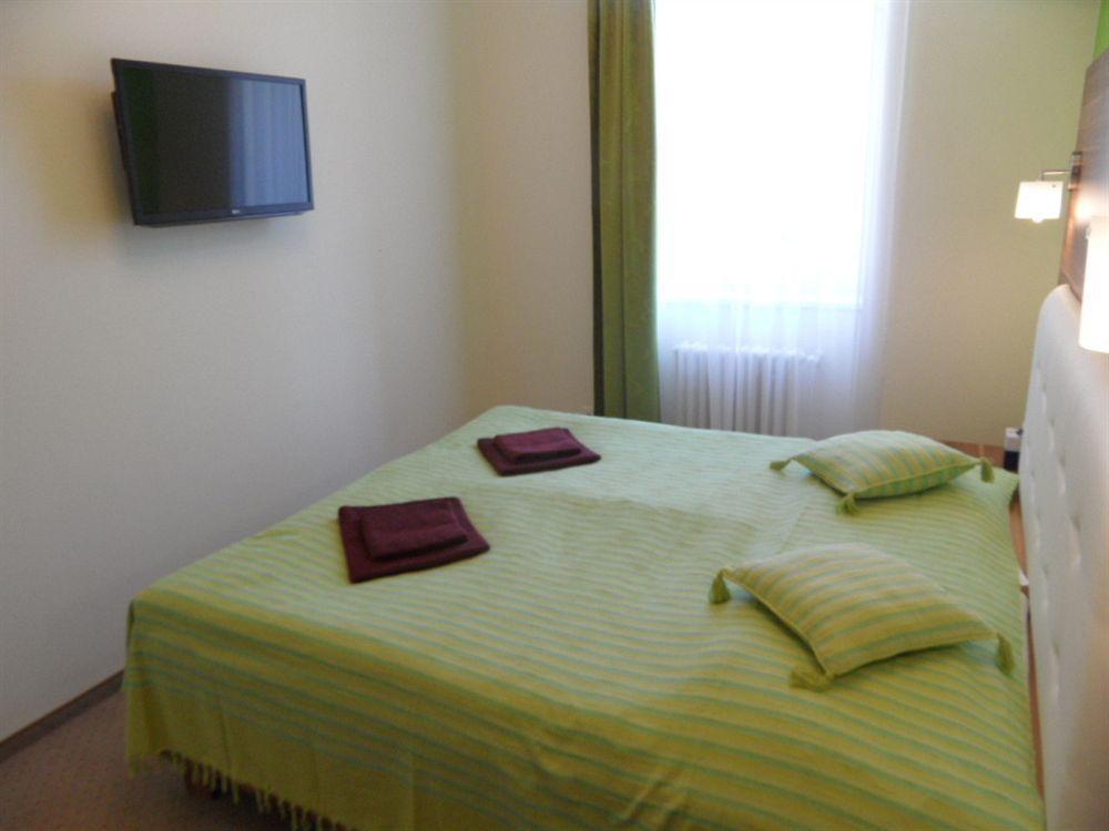 Apartments Verona Карлови Вари Екстериор снимка